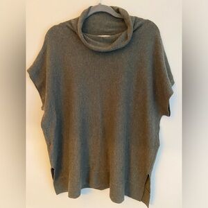 Ann Taylor green cowl neck poncho style sweater size XS